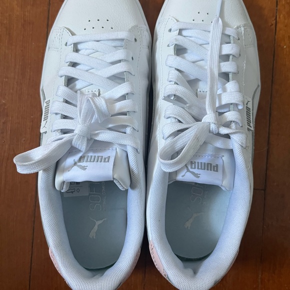Puma women’s sneakers size 10 - NWOT - Picture 3 of 3